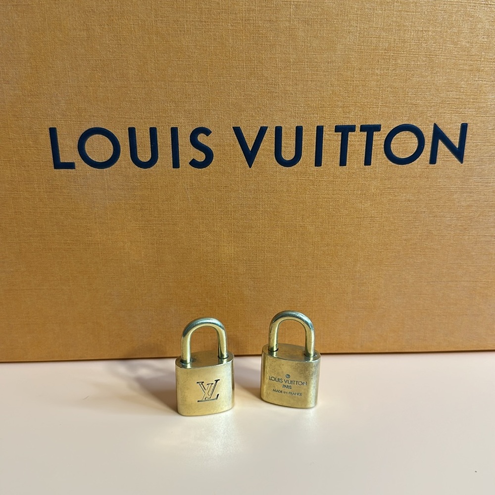 Louis Vuitton 1 Lock & 1 Key #320 ✨Authentic✨ Matching Set - Picture 9 of 12